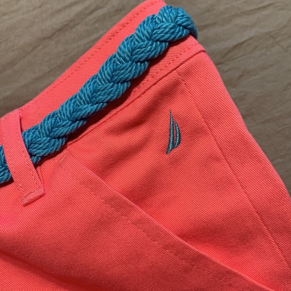 Nautica NWOT Pink shorts ( adjustable) with removable blue rope belt - Picture 9 of 9